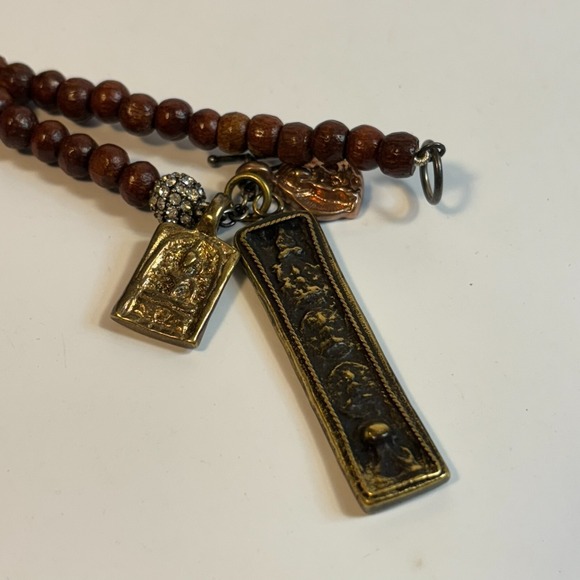 Necklace Buddha Amulet Wood Beads Retired Stella and Dot Design - Picture 2 of 9